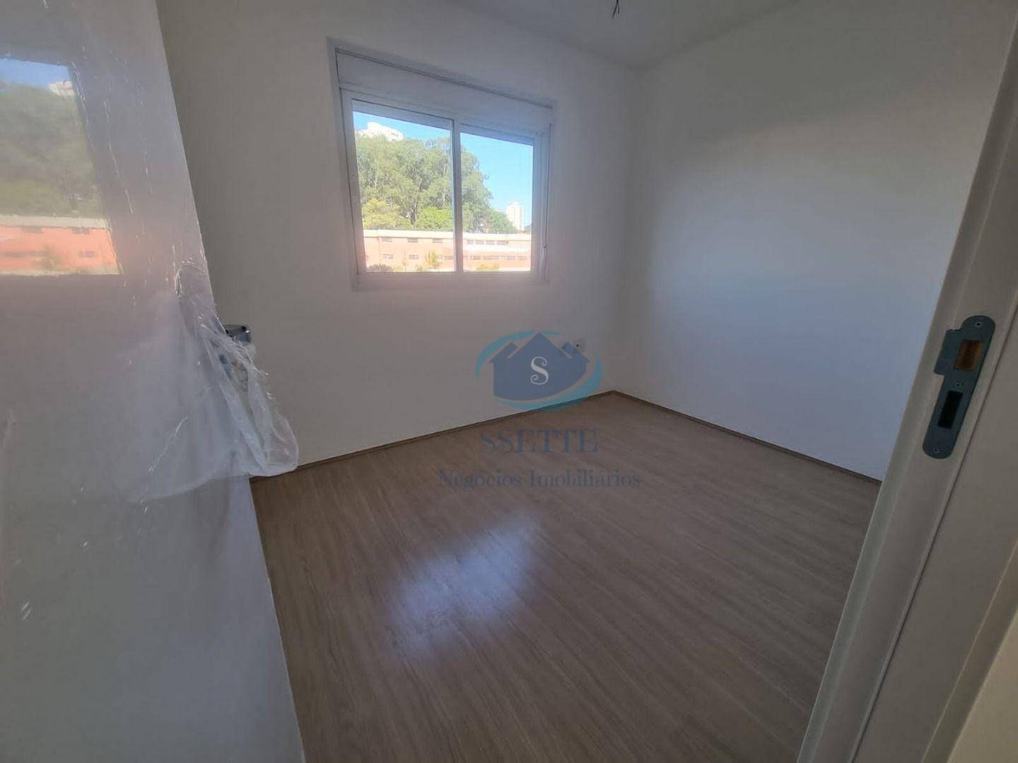 Apartamento à venda com 3 quartos, 66m² - Foto 11