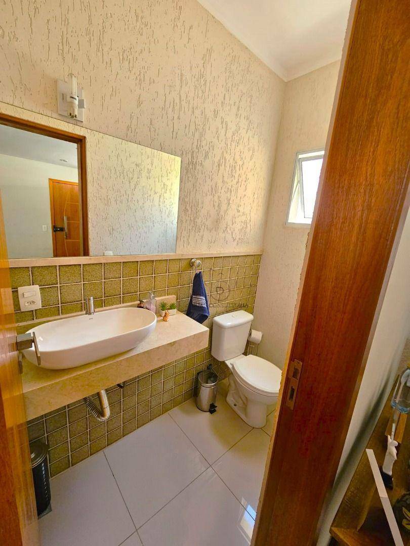 Casa de Condomínio à venda com 4 quartos, 243m² - Foto 24