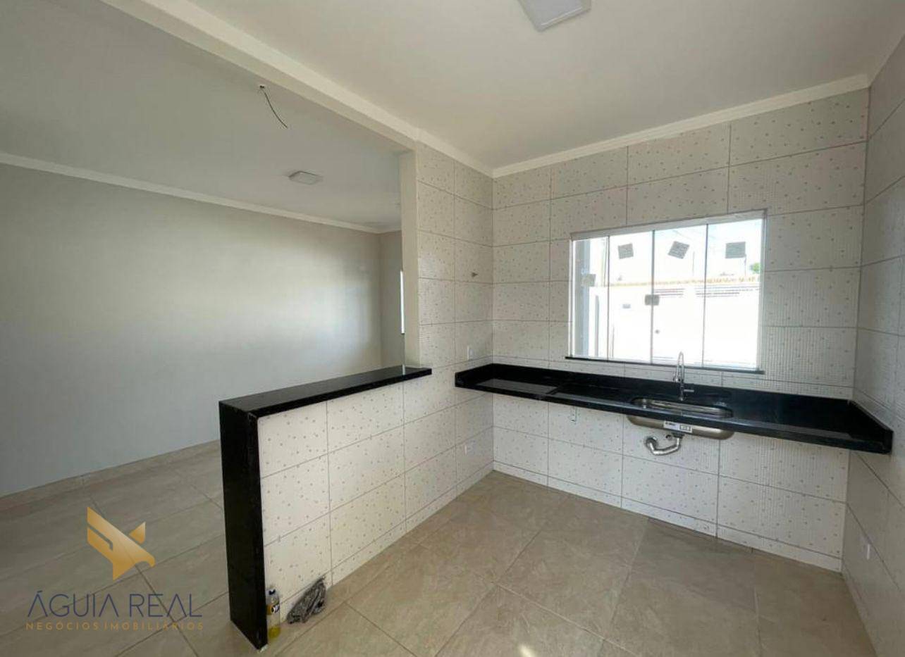 Casa à venda com 3 quartos, 79m² - Foto 6