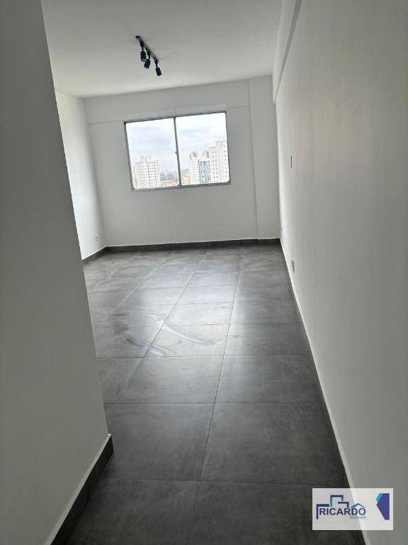 Apartamento para alugar com 1 quarto, 28m² - Foto 2