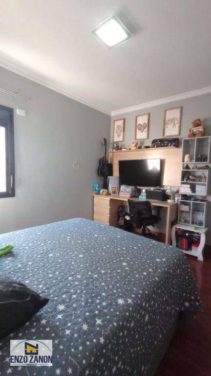 Apartamento à venda com 3 quartos, 205m² - Foto 31