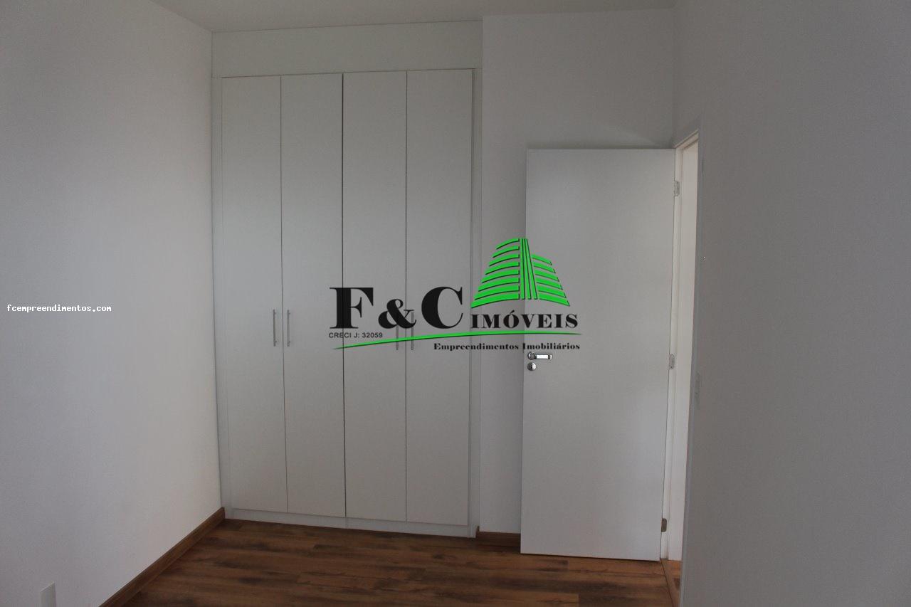 Apartamento à venda com 2 quartos, 67m² - Foto 10