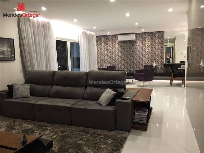 Apartamento para alugar com 3 quartos, 247m² - Foto 4