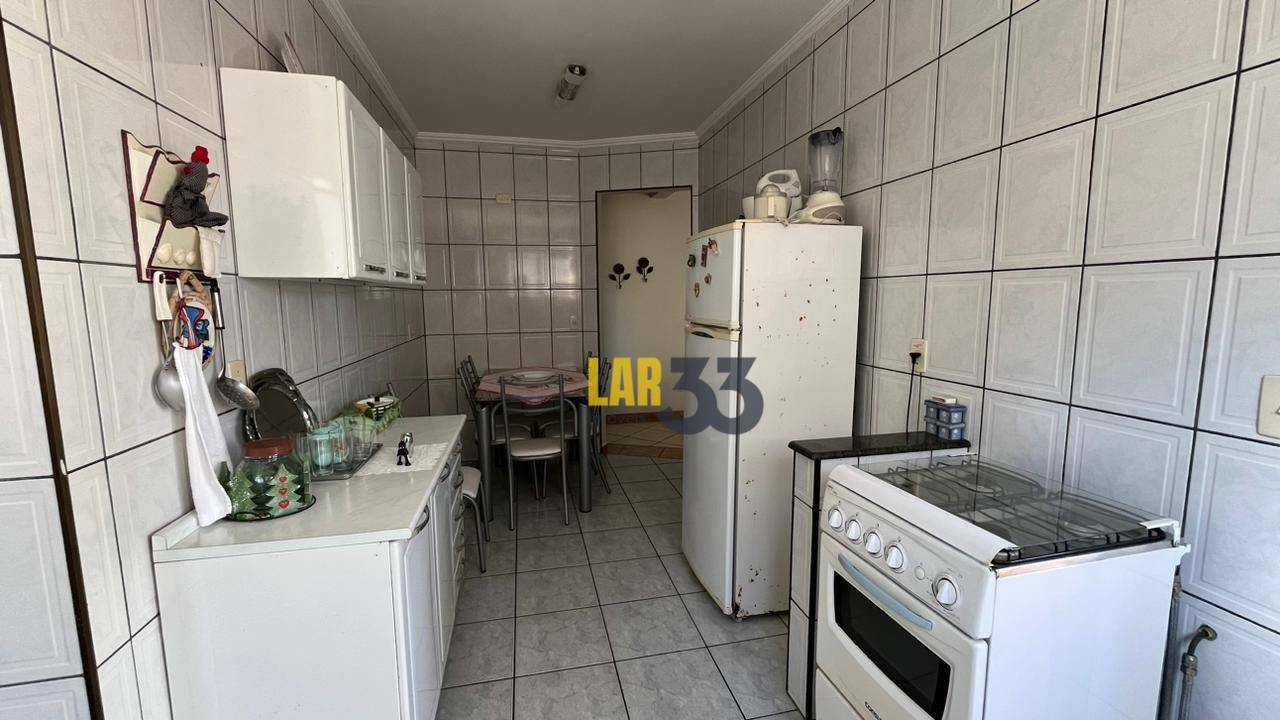 Apartamento à venda com 3 quartos, 80m² - Foto 8