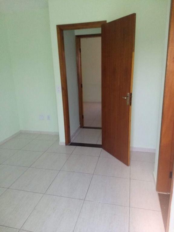 Sobrado à venda com 2 quartos, 70m² - Foto 2