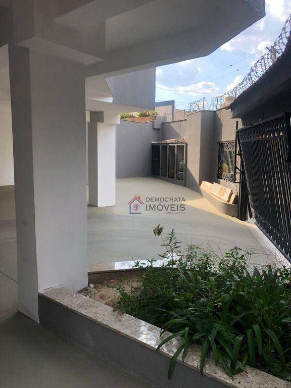 Apartamento à venda com 3 quartos, 110m² - Foto 33