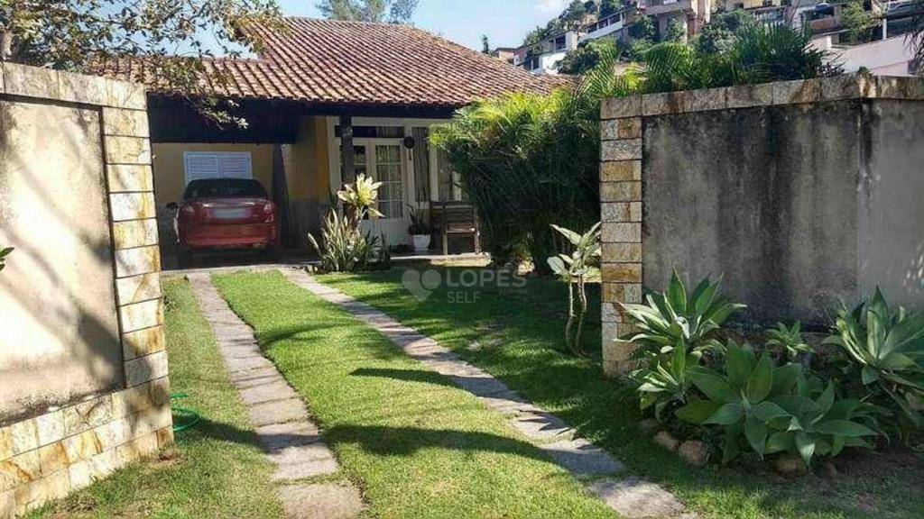 Casa de Condomínio à venda com 3 quartos, 198m² - Foto 3