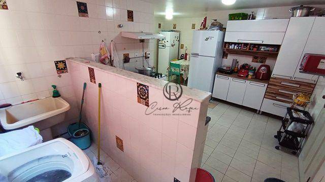 Apartamento à venda com 3 quartos, 189m² - Foto 19
