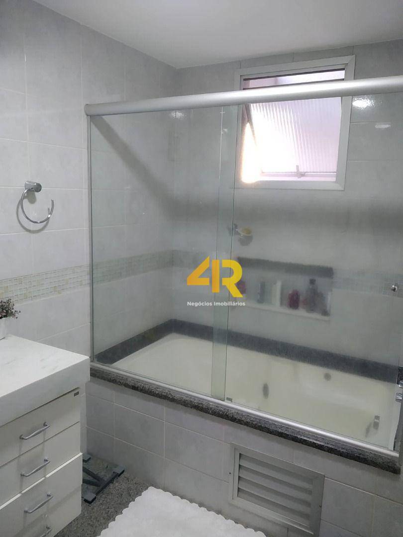 Apartamento à venda com 3 quartos, 128m² - Foto 15