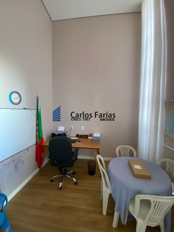 Casa à venda com 3 quartos, 230m² - Foto 30