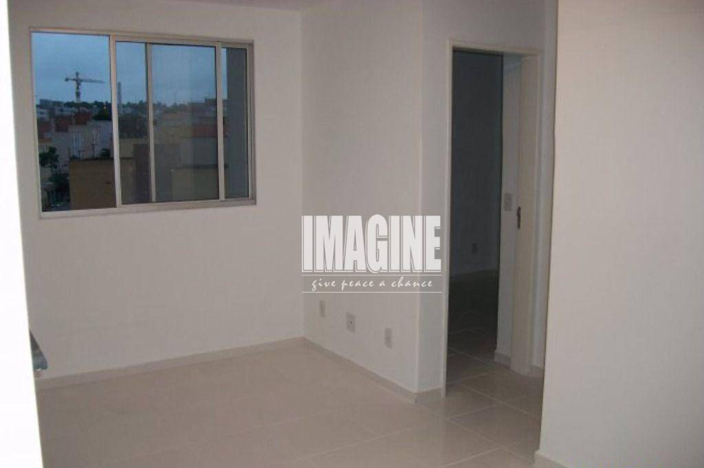 Apartamento à venda com 2 quartos, 44m² - Foto 1