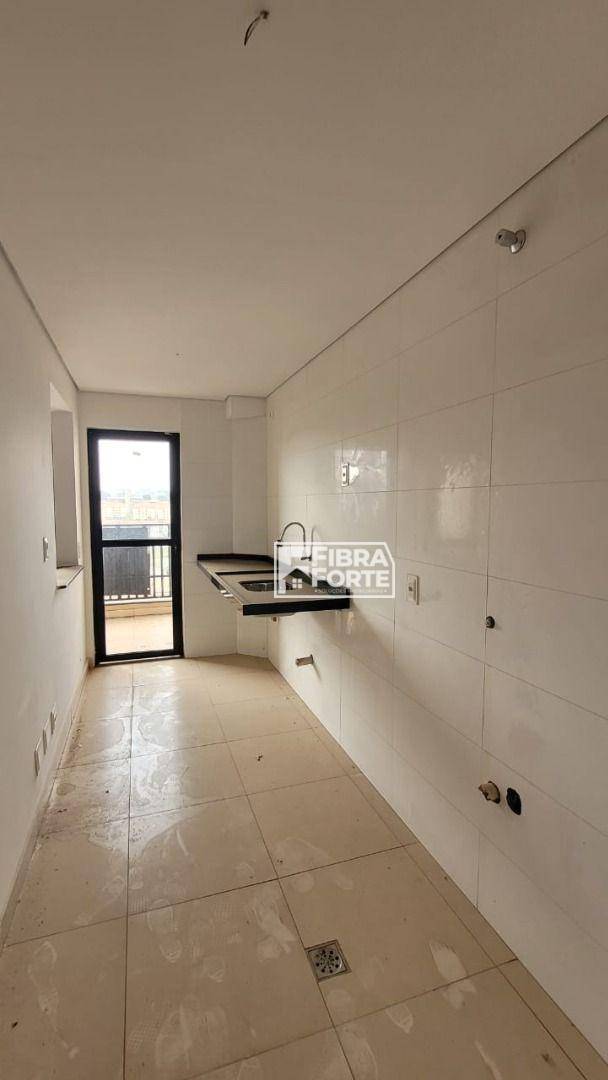 Apartamento à venda com 2 quartos, 71m² - Foto 5