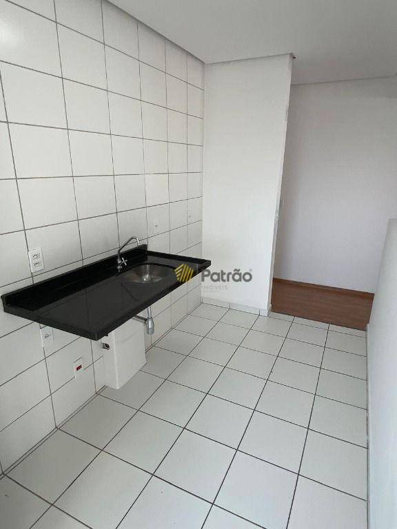 Apartamento à venda com 2 quartos, 58m² - Foto 3