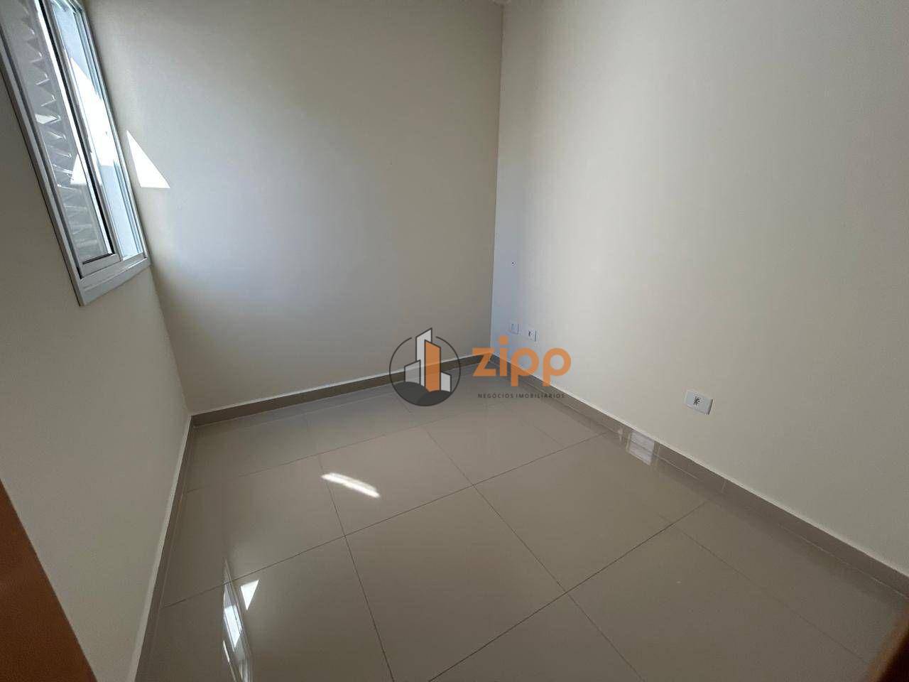 Apartamento para alugar com 2 quartos, 55m² - Foto 4