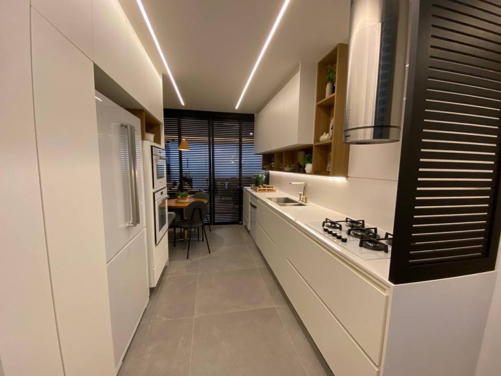 Apartamento à venda com 4 quartos, 164m² - Foto 10