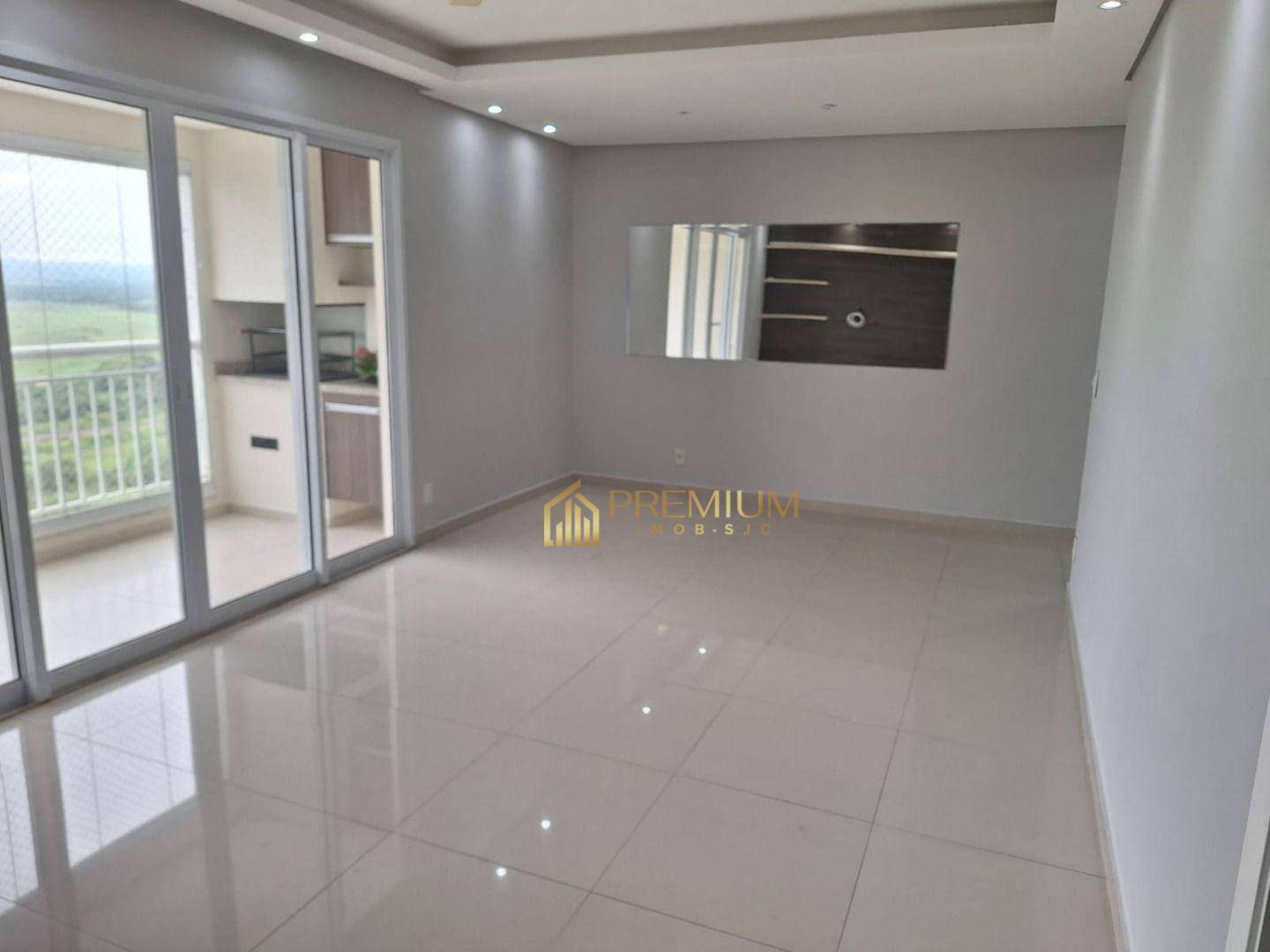 Apartamento à venda com 3 quartos, 99m² - Foto 3