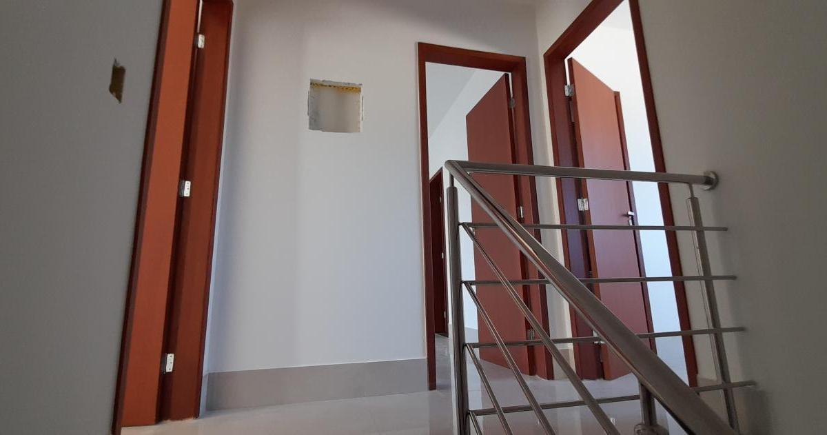 Casa à venda com 3 quartos, 140m² - Foto 14