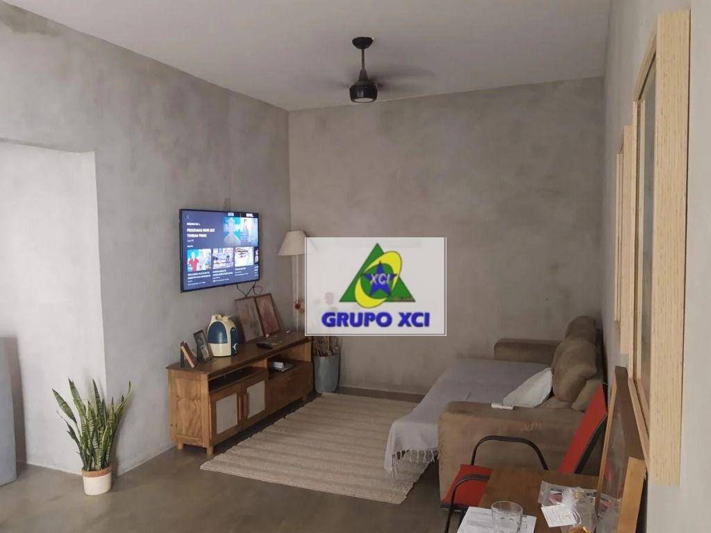 Casa à venda com 3 quartos, 220m² - Foto 19