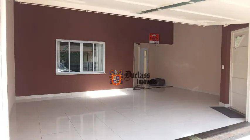 Casa à venda com 2 quartos, 190m² - Foto 1