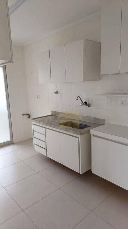 Apartamento à venda com 2 quartos, 67m² - Foto 6