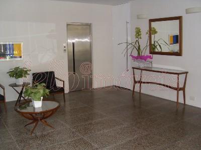 Apartamento para alugar com 4 quartos, 230m² - Foto 18