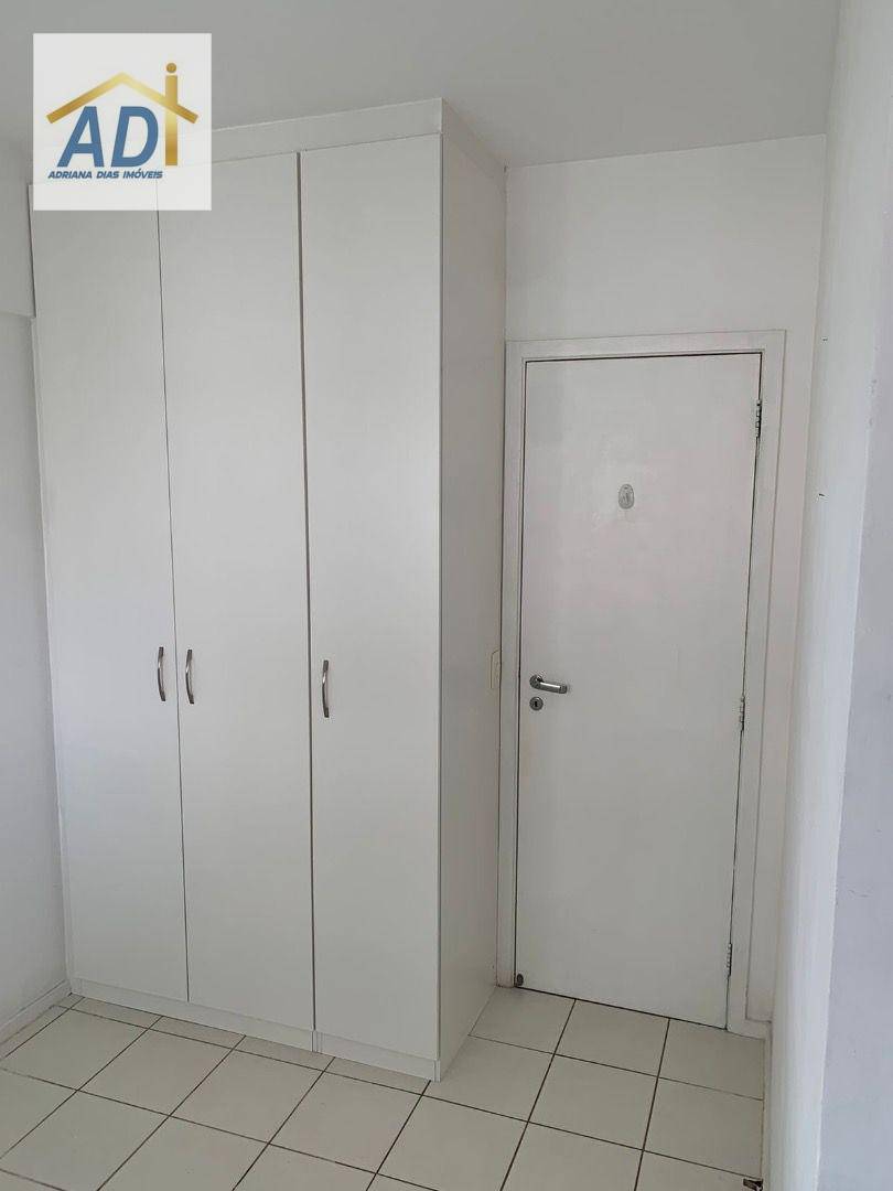 Apartamento para alugar com 3 quartos, 87m² - Foto 4