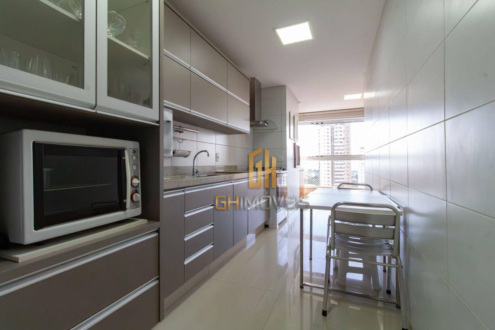 Apartamento à venda com 3 quartos, 165m² - Foto 11