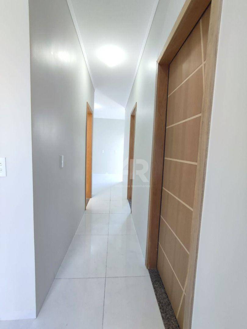 Casa à venda com 2 quartos, 60m² - Foto 4