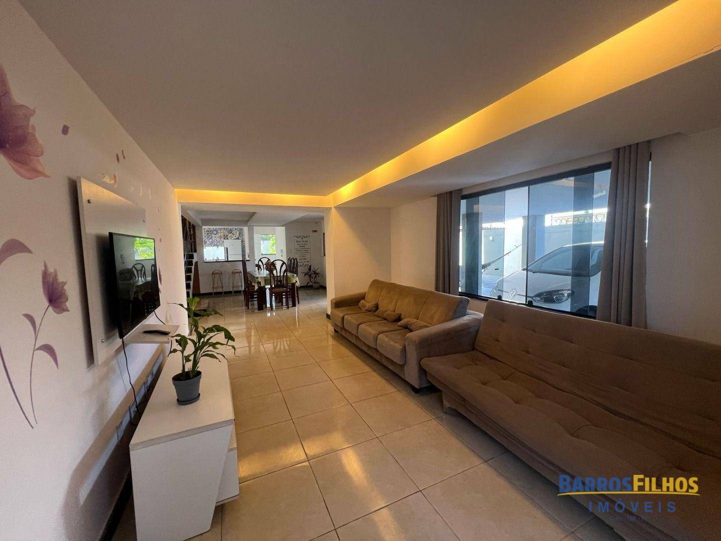 Casa à venda com 8 quartos, 620m² - Foto 35