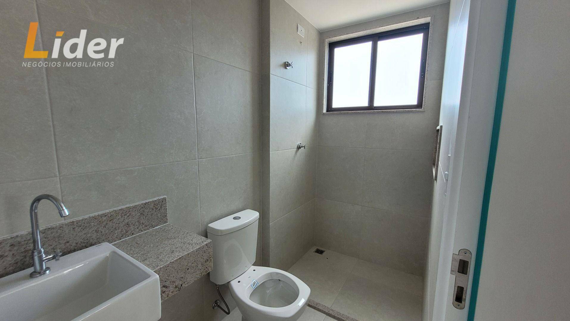 Apartamento à venda com 2 quartos, 65m² - Foto 14