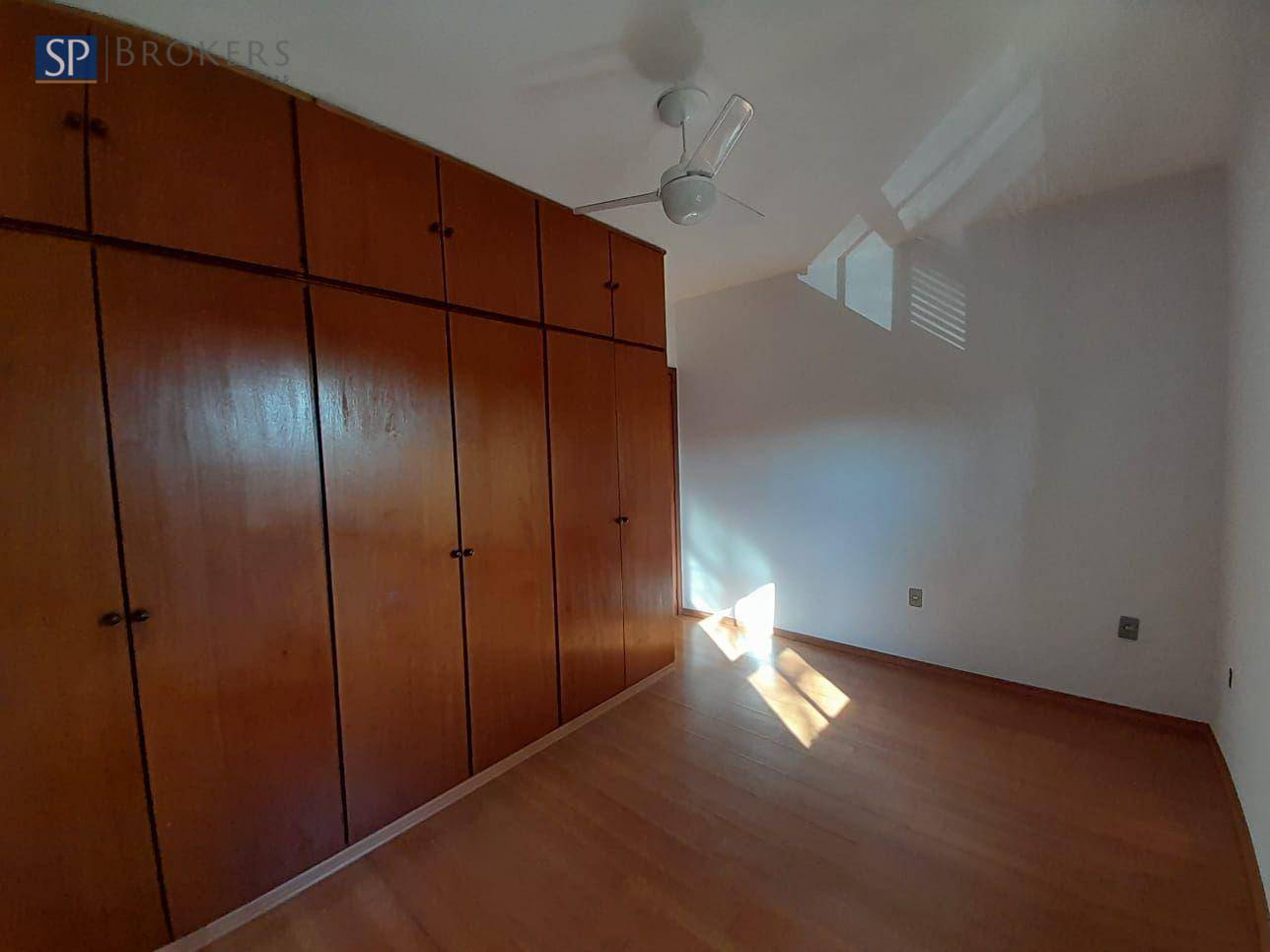 Casa de Condomínio à venda com 5 quartos, 290m² - Foto 28