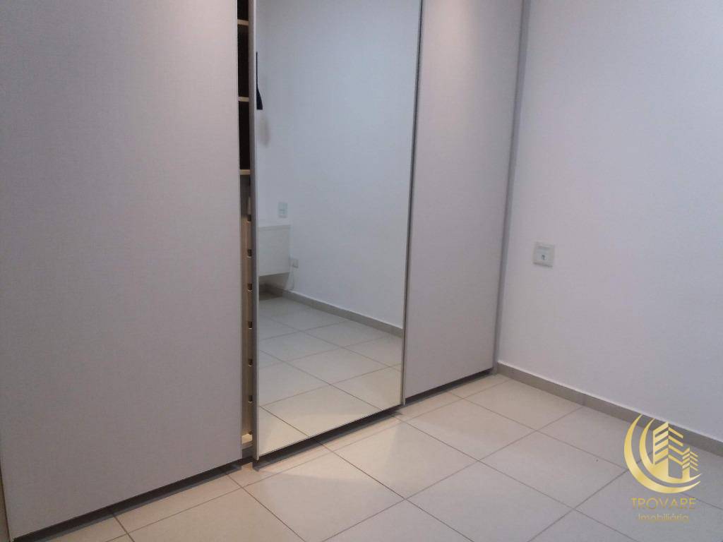 Apartamento à venda com 2 quartos, 74m² - Foto 33