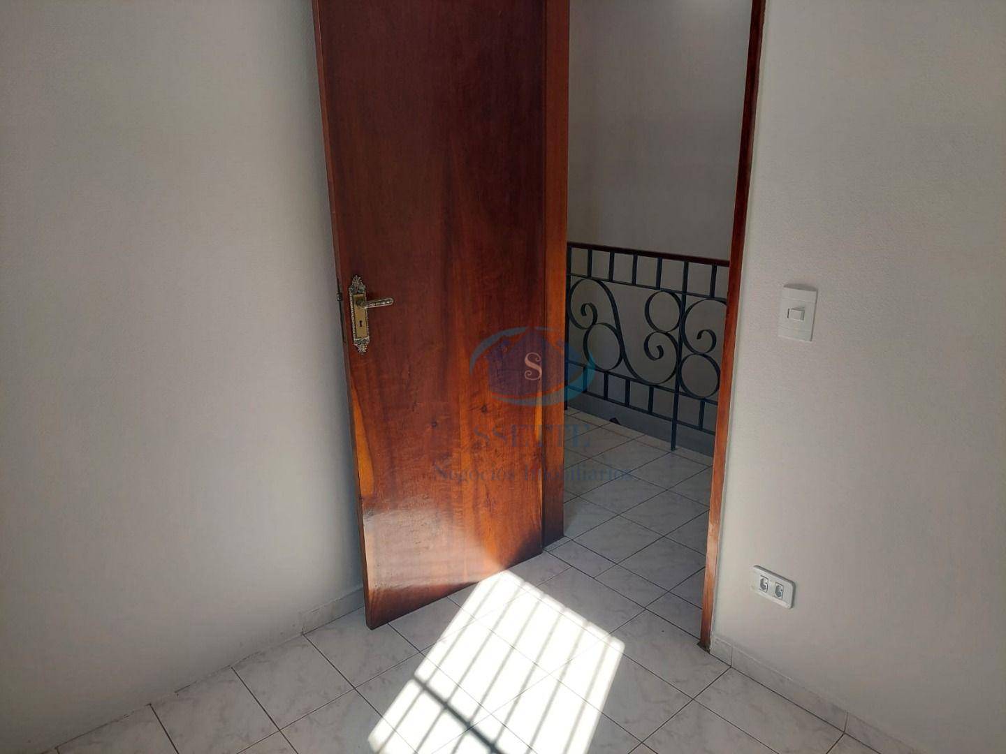 Sobrado para alugar com 3 quartos, 120m² - Foto 9