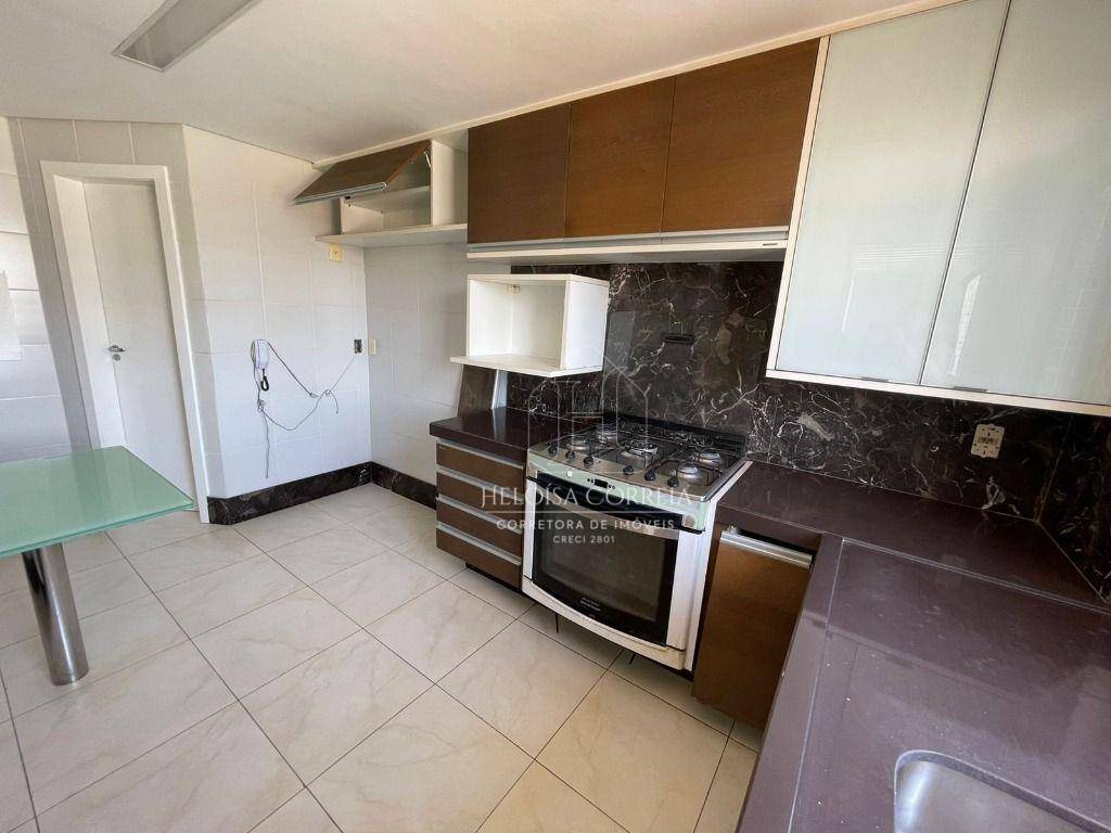 Apartamento à venda com 4 quartos, 160m² - Foto 17