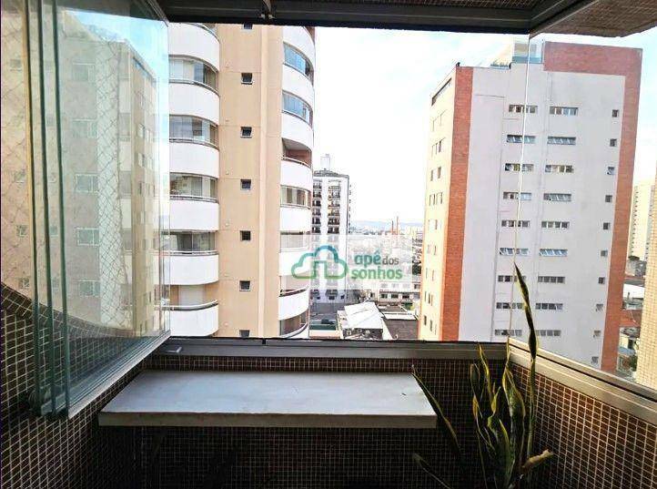 Apartamento à venda com 2 quartos, 68m² - Foto 2