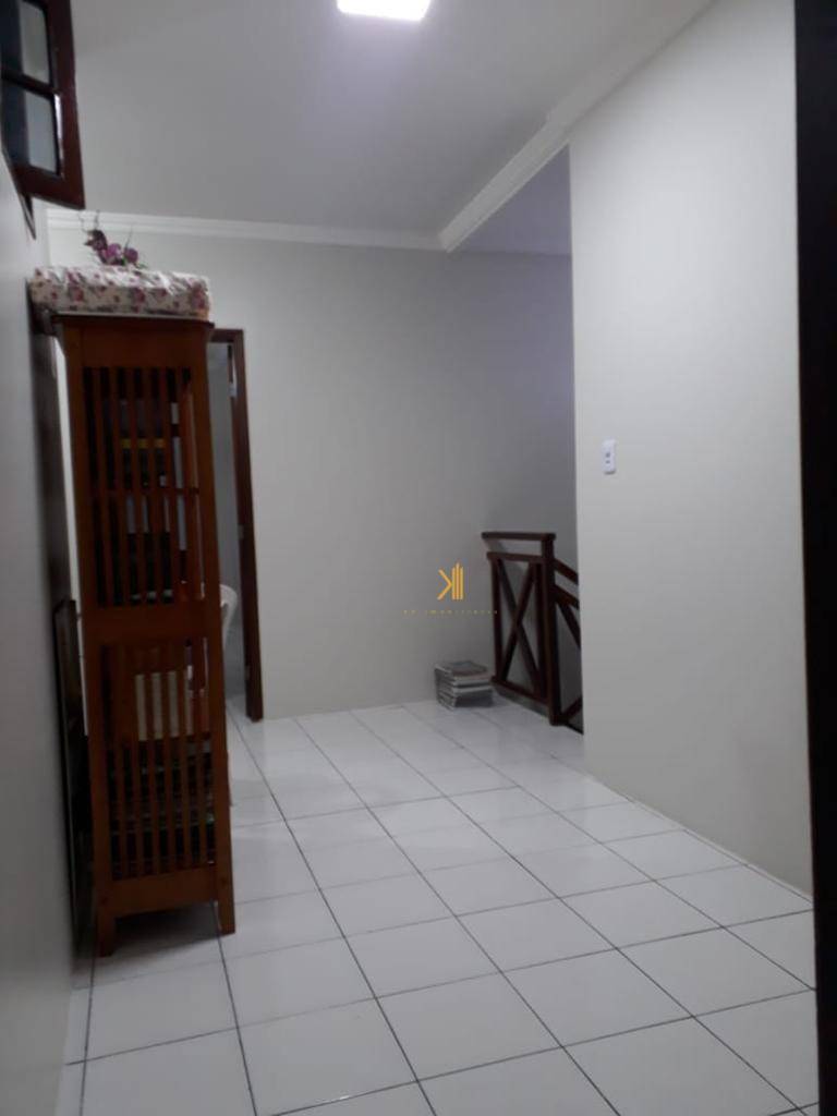 Casa à venda com 4 quartos, 160m² - Foto 17