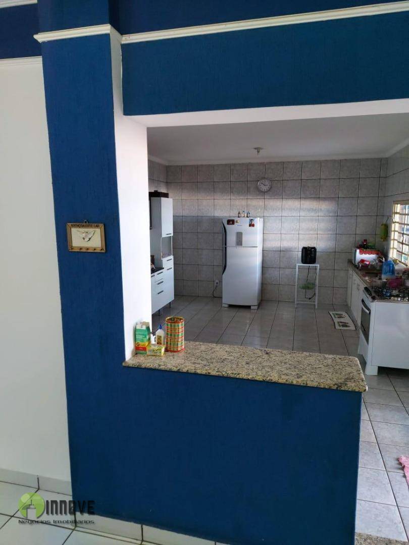 Casa à venda com 3 quartos, 149m² - Foto 7