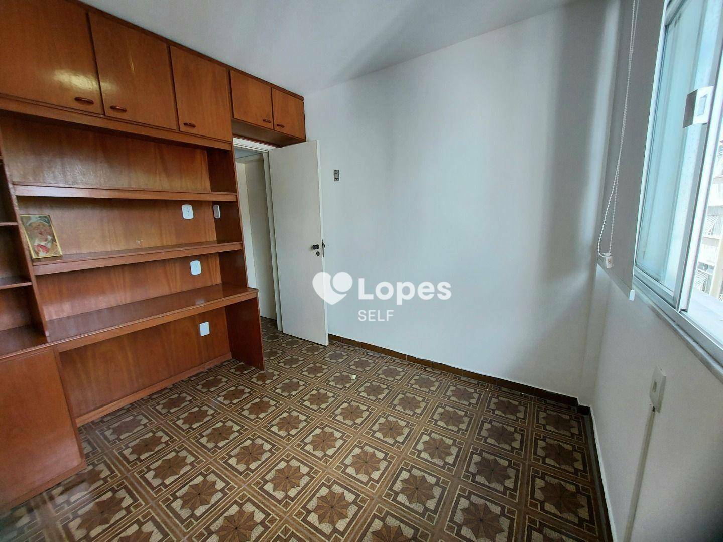 Apartamento à venda com 3 quartos, 93m² - Foto 9