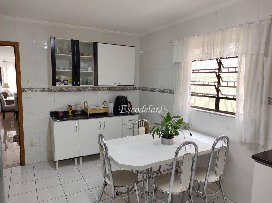 Sobrado à venda com 3 quartos, 180m² - Foto 4