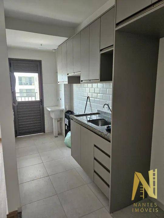 Apartamento à venda com 2 quartos, 64m² - Foto 5