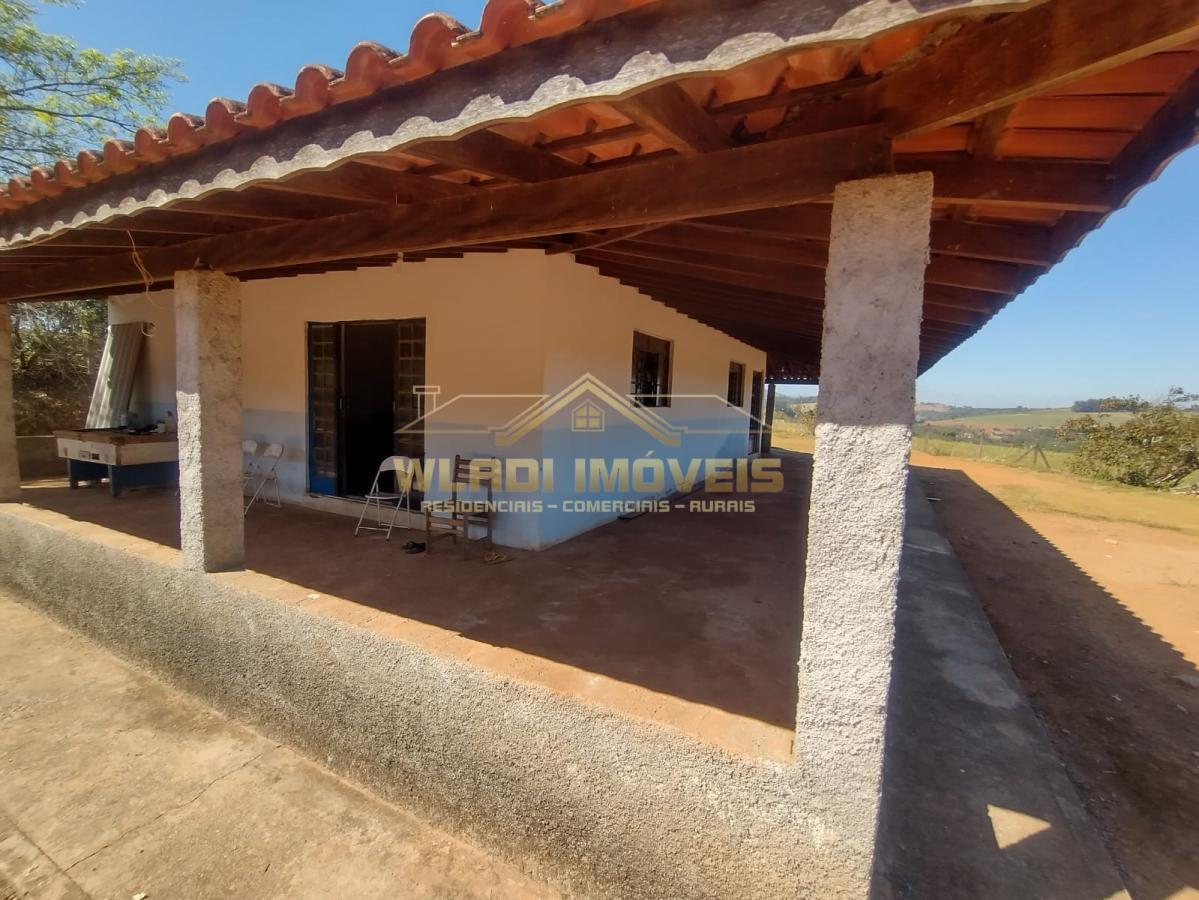 Fazenda à venda com 4 quartos, 4300m² - Foto 1