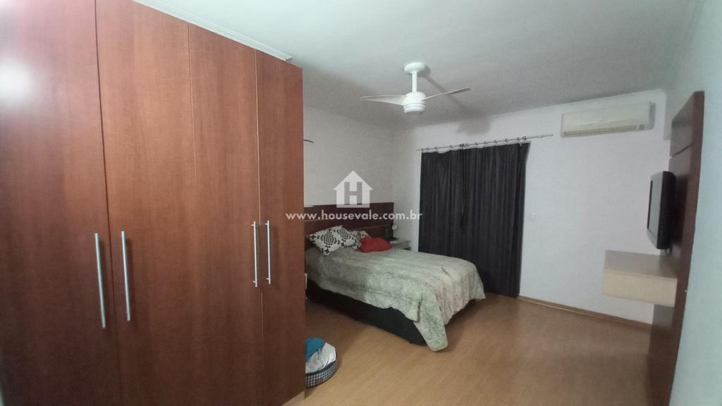 Sobrado à venda com 5 quartos, 213m² - Foto 11