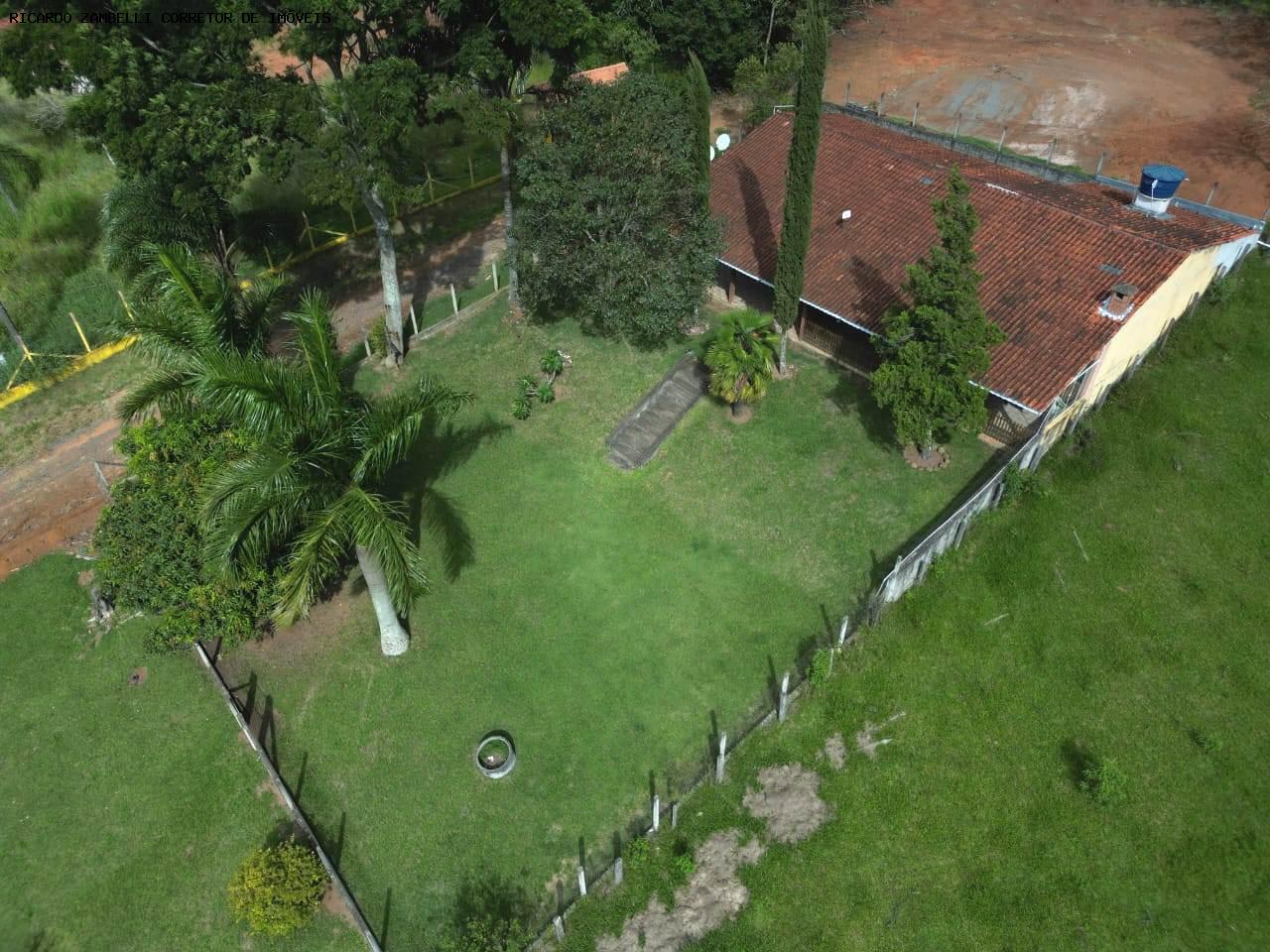 Fazenda à venda com 3 quartos, 1500m² - Foto 2