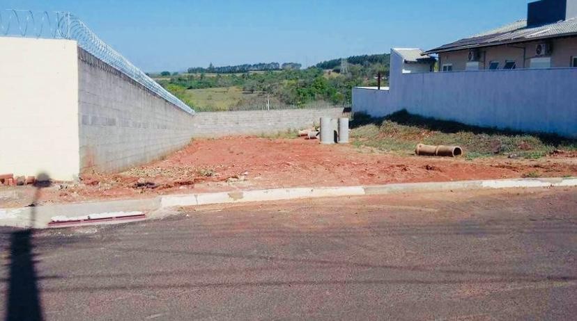 Terreno à venda, 600m² - Foto 2