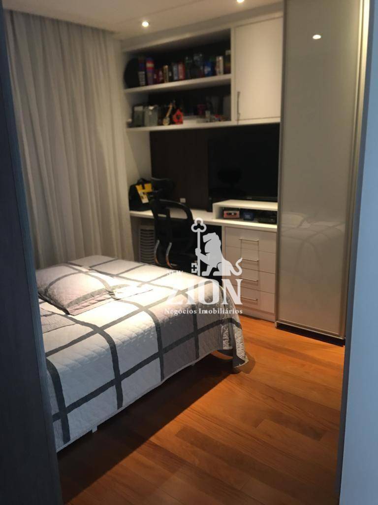 Apartamento à venda com 4 quartos, 220m² - Foto 2