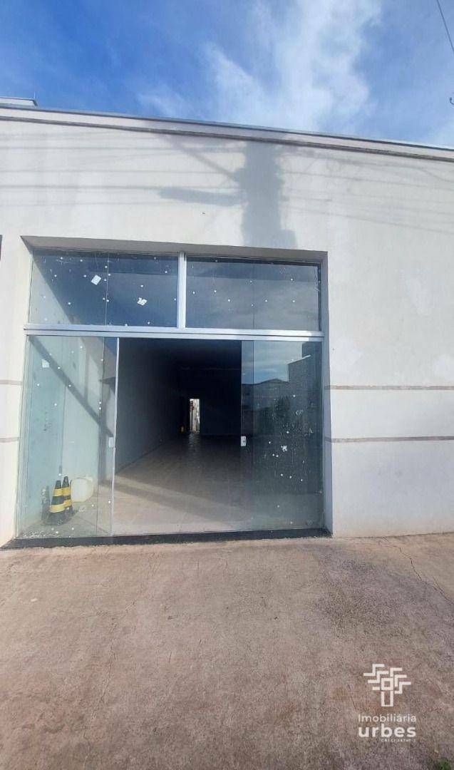 Loja-Salão para alugar, 141m² - Foto 1