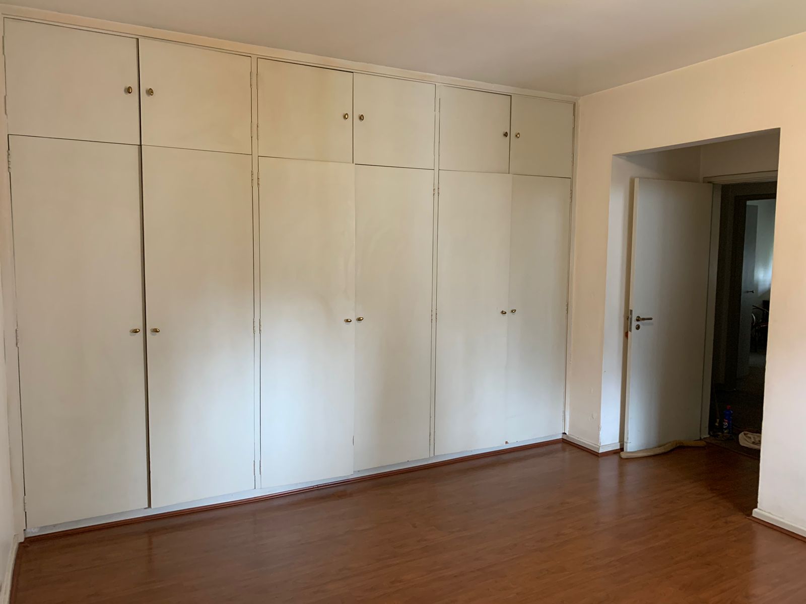 Apartamento à venda com 3 quartos, 185m² - Foto 5