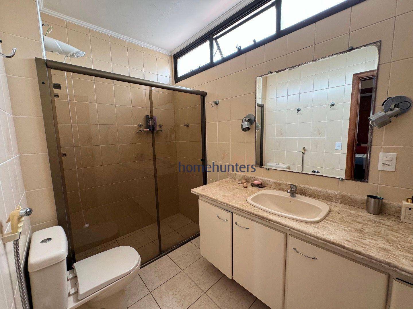 Apartamento para alugar com 4 quartos, 217m² - Foto 29