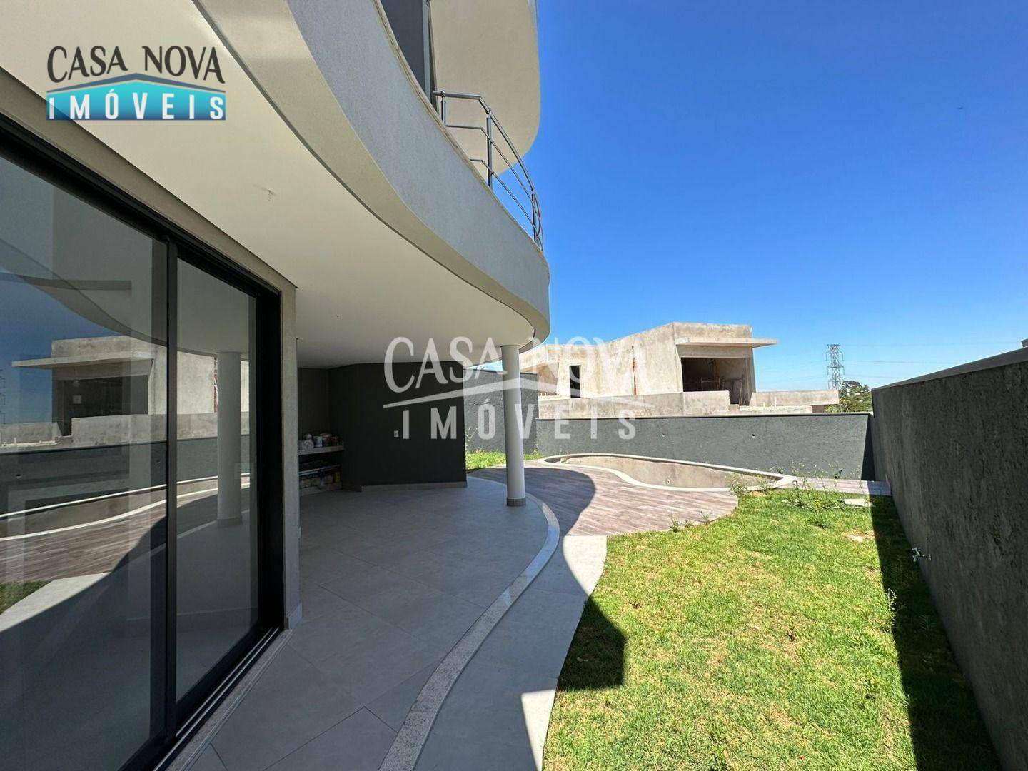 Casa de Condomínio à venda com 3 quartos, 250m² - Foto 11