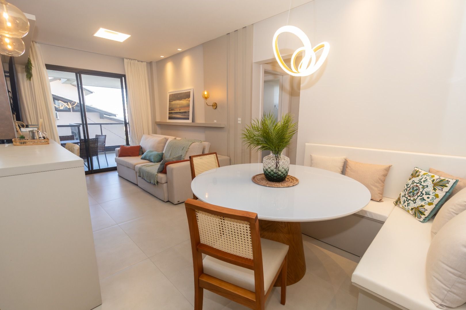 Apartamento à venda com 2 quartos, 82m² - Foto 10